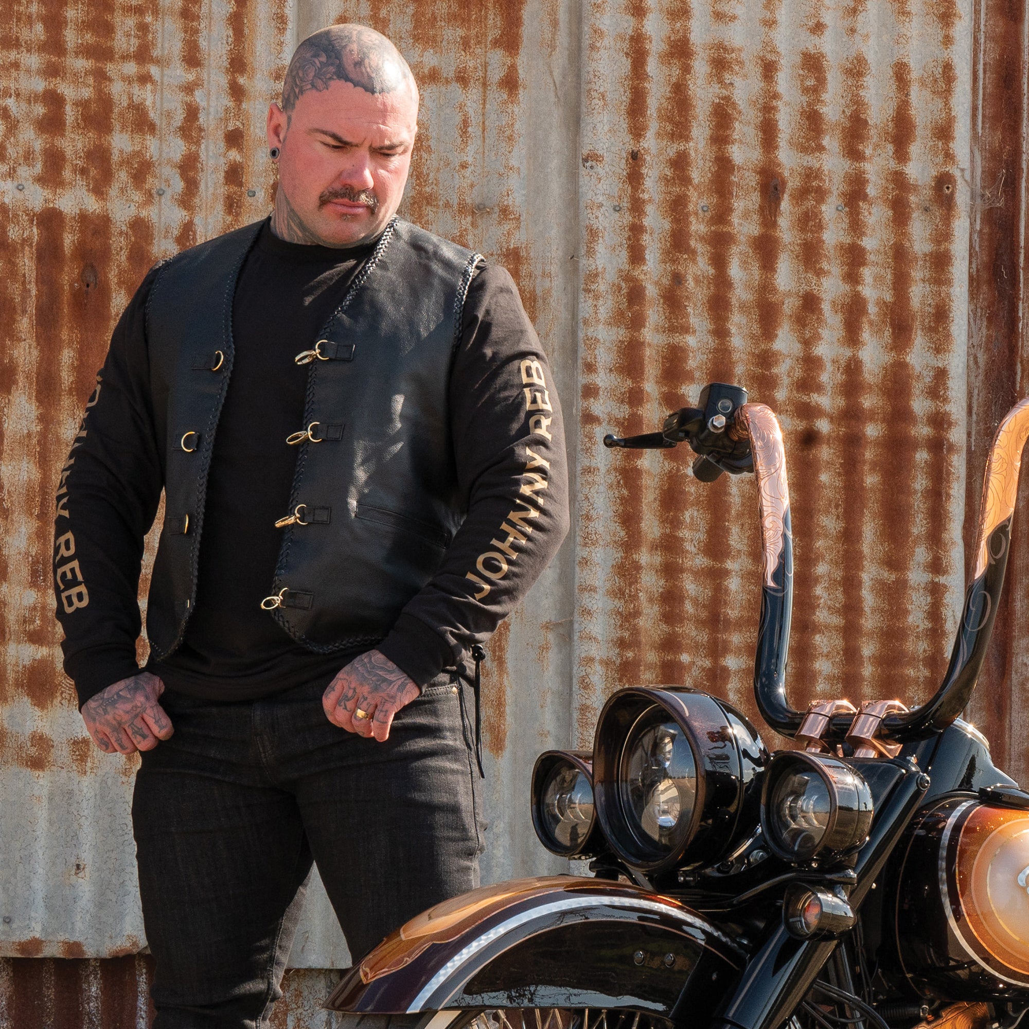 '1984' Gold Capricorn Vest - Image 2